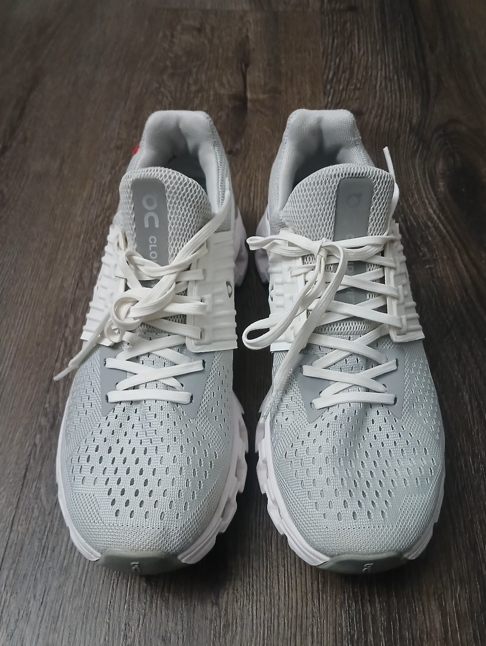 On Running Cloudswift Glacier White Grey colorway Size 8.5 - Picture 2 of 10